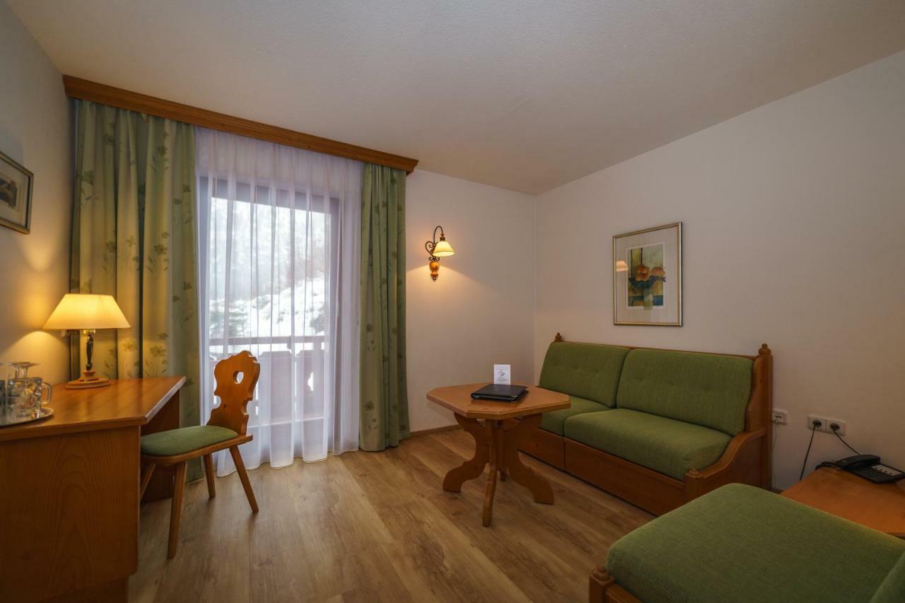 אוברמרגואה Parkhotel Sonnenhof מראה חיצוני תמונה